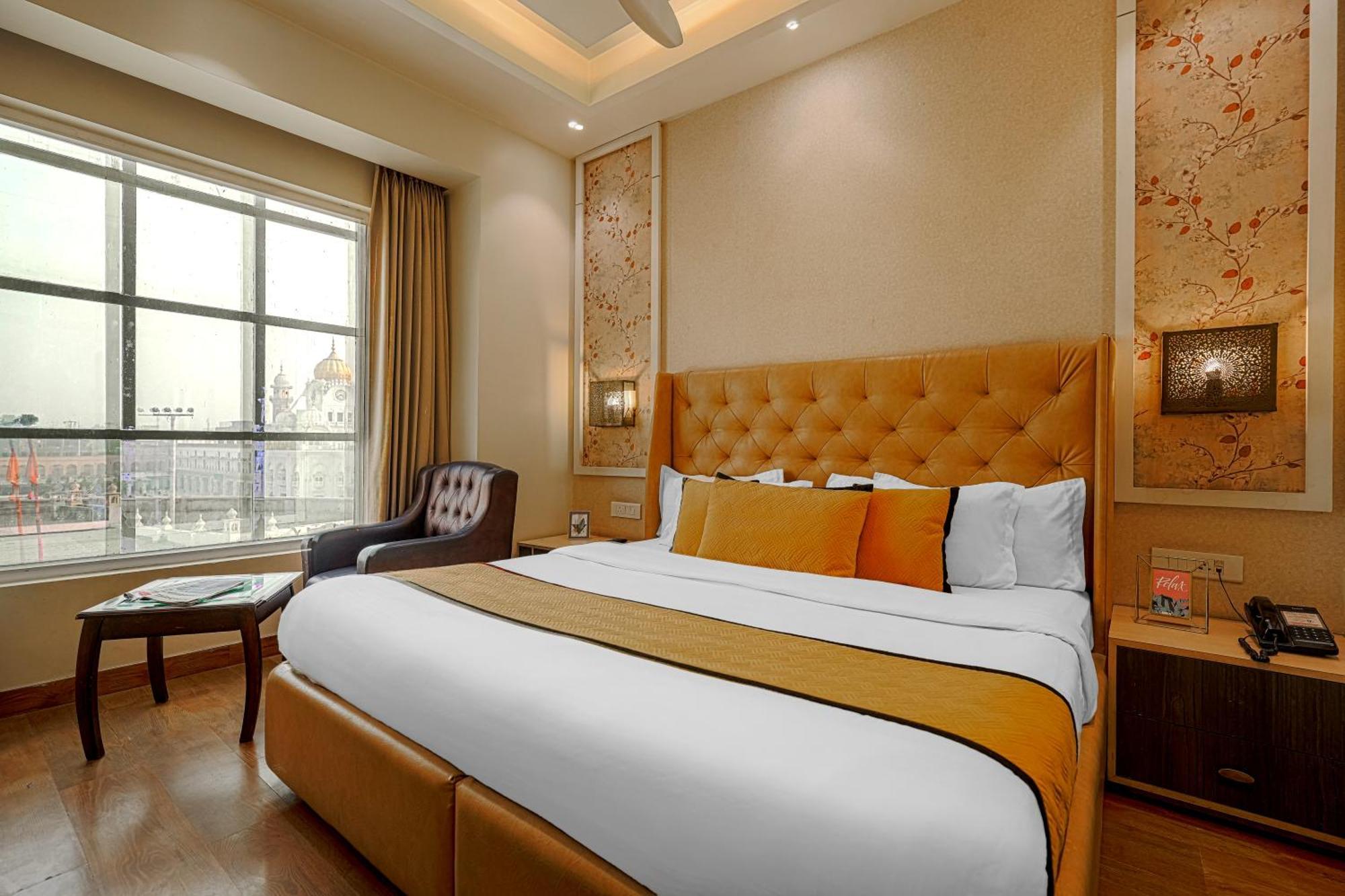 Csjs Inn Hotel Amritsar Exterior foto